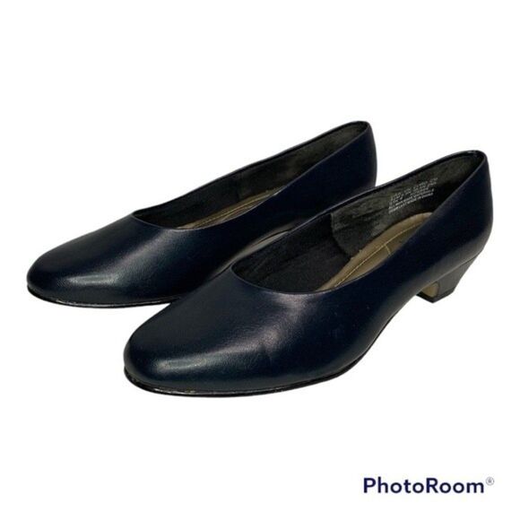 Soft Style Angel Navy Blue Round Toe Cone Stacked Heel Slip On Comfort Pumps 7.5 - Picture 1 of 9